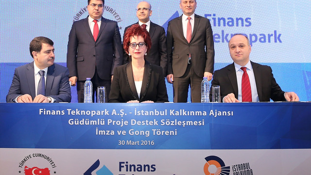 Borsa İstanbul'da gong Finans Teknopark ve İSTKA için çaldı