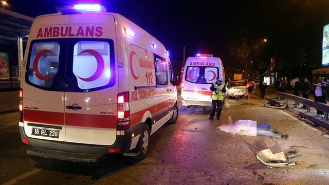 Bursa'da trafik kazası: 1 ölü, 3 yaralı