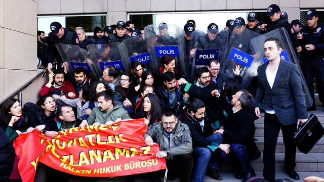 ÇHD üyesi avukatların yargılandığı dava