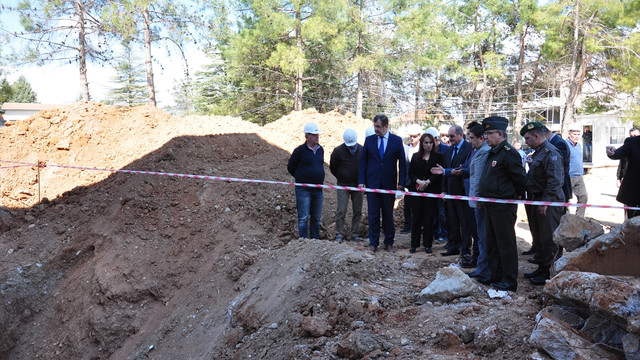 GÜNCELLEME 2 - Denizli'de hastane inşaatında göçük: 2 ölü