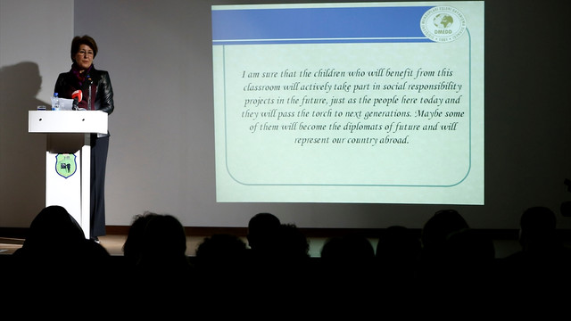 Dışişleri Mensupları Eşleri Dayanışma Derneğinden eğitime destek