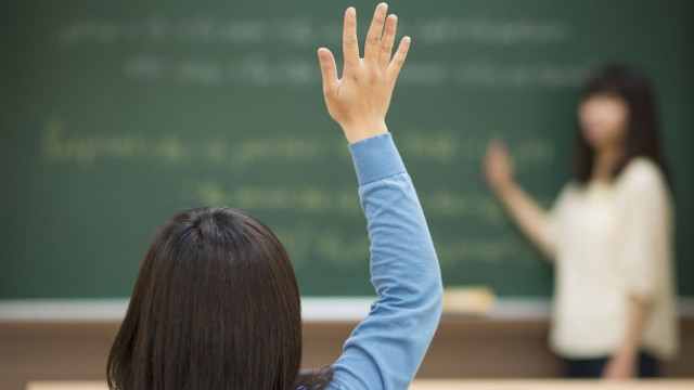 Şanlıurfada PKK propagandası yaptığı iddia edilen 4 öğretmen açığa alındı