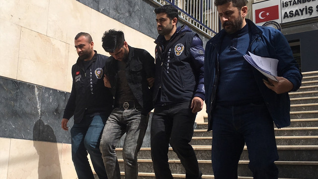 Fatih'te ve Küçükçekmece'de cinayet