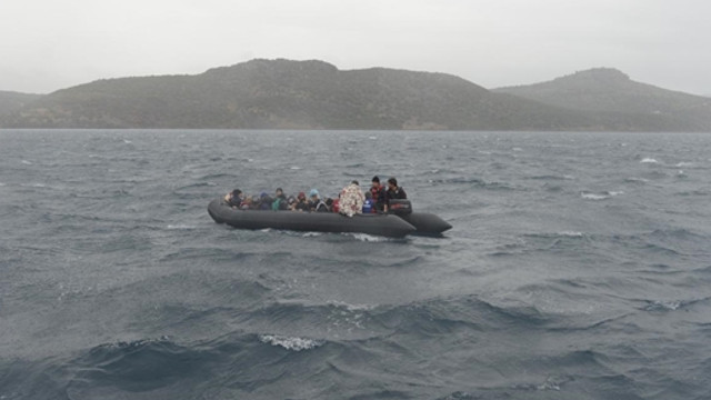 Muğlanın Bodrum ilçesinde Yunanistana geçmeye çalışan 52 Pakistanlı yakalandı