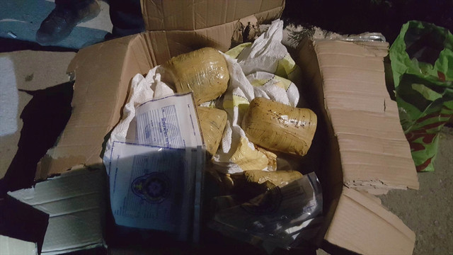 Kargo aracında uyuşturucu çıktı