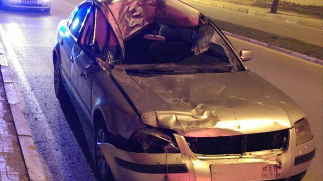 Kaza yaptığı otomobille hastaneye gitmek istedi