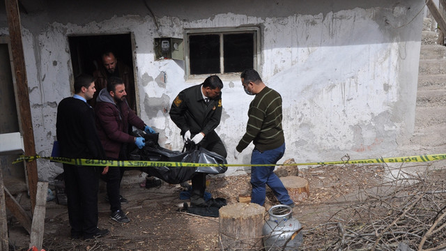 Kız kardeşler evde çıkan yangında öldü