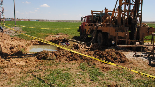 Konya'da sondaj makinesine kolunu kaptıran Suriyeli öldü