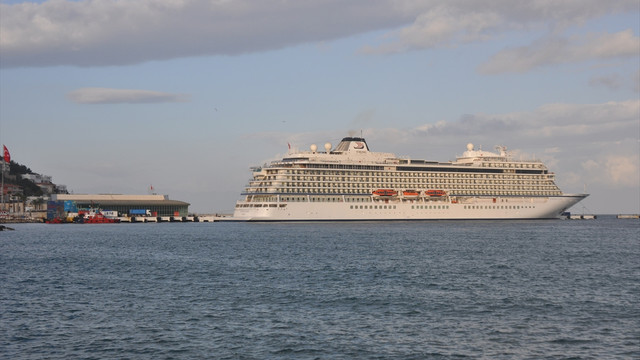 Kuşadası'nda kruvaziyer turizmi