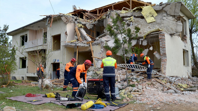 Malatya'da gerçeğini aratmayan tatbikat
