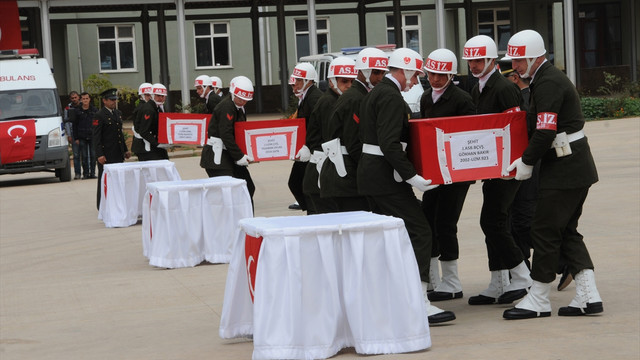 Mardin'de şehitler için tören