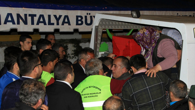 Nusaybinde şehit düşen Coşkun Nazillinin cenazesi memleketine götürüldü