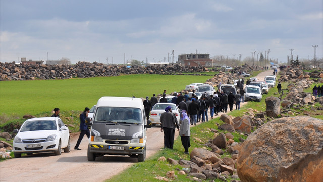GÜNCELLEME 2 - Şanlıurfa'da askeri aracın geçişi sırasında patlama