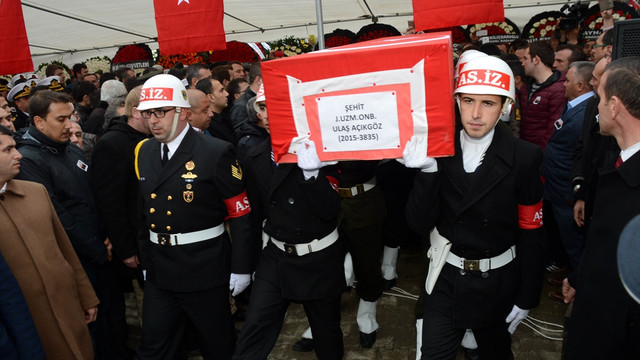 Şehitlerimizi uğurluyoruz