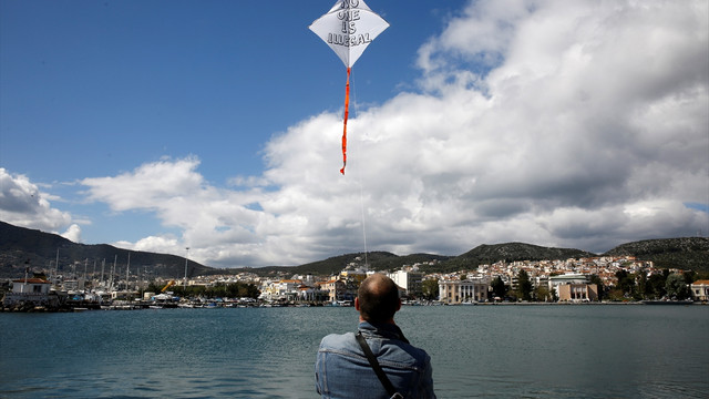 Sığınmacıların koşullarına Midilli'de protesto