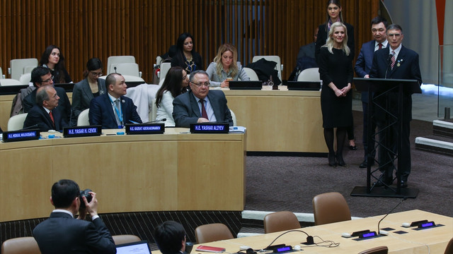 Uluslararası Türk Akademisi'nden Sancar ve Karpat'a ödül