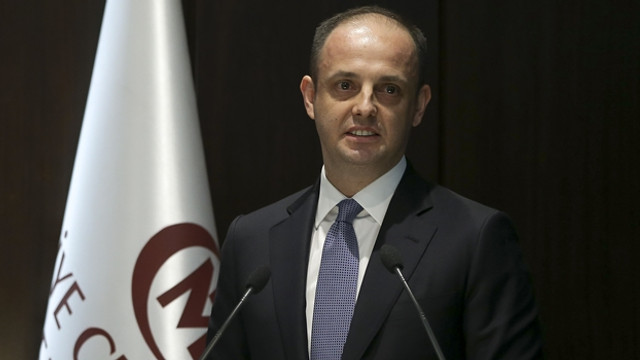 Yeni başkan Çetinkaya’dan ilk karar! Faiz indirimi