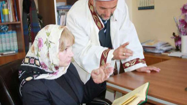 Moldovalı kadın İslamiyeti seçti