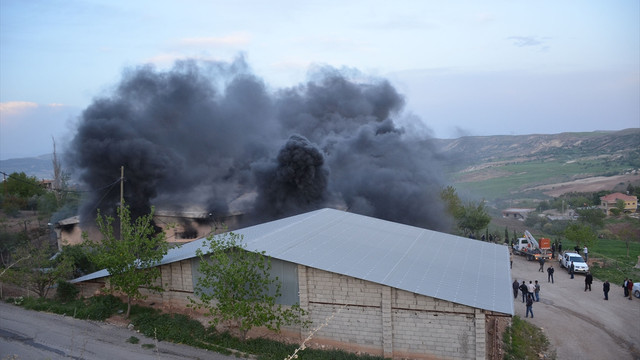 Adıyaman'da iplik fabrikasında yangın