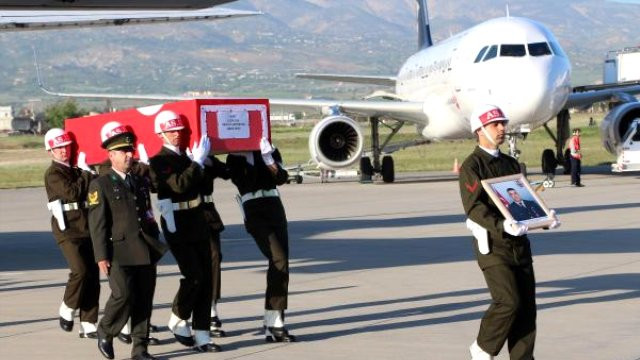 Kahramanmaraş şehidini uğurladı