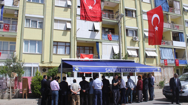 AK Parti Genel Başkan Yardımcısı Özdağ, Salihli'de