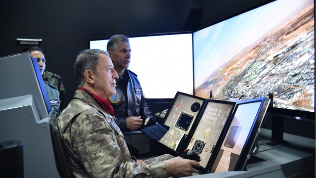 Akar'dan 3'üncü Ana Jet Üs Komutanlığında denetleme