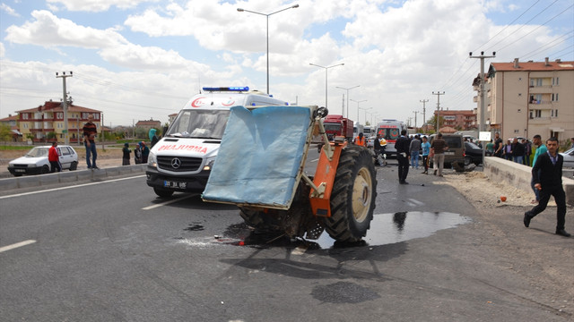 Aksaray'da zincirleme trafik kazası: 5 yaralı