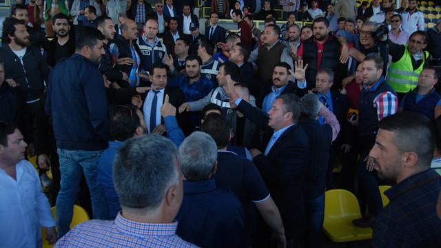 Amatör maç sonrası kavga
