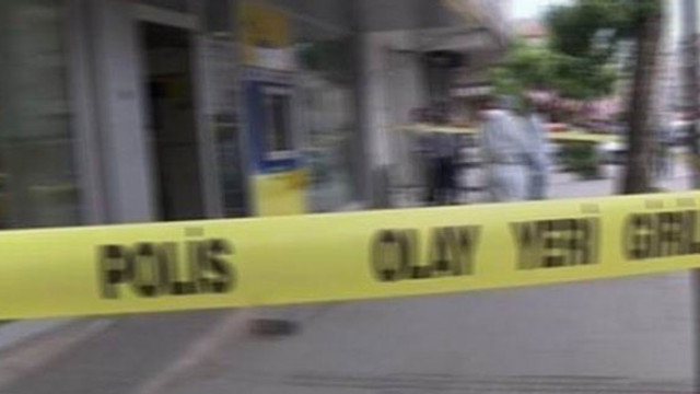 Metrobüs durağında şüpheli paket!