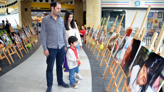 Arakanlı çocukların dramı fotoğraflarla anlatıldı