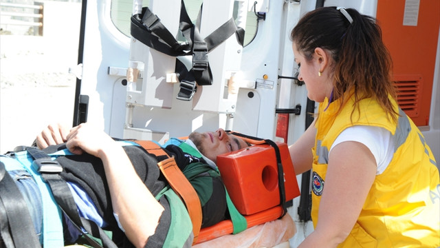 Artvinde kaya temizliği yapan dağcılar düştü: 1 ölü, 4 yaralı