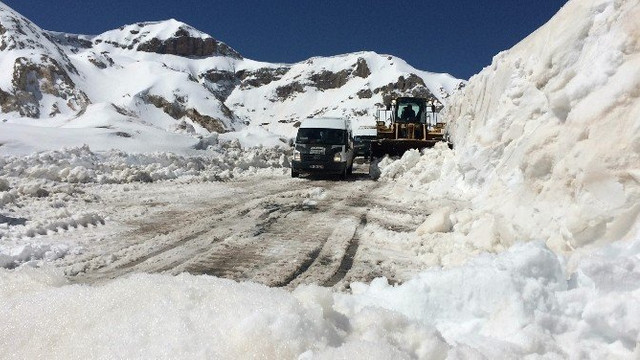 Vanda Nisan ayında karla mücadele