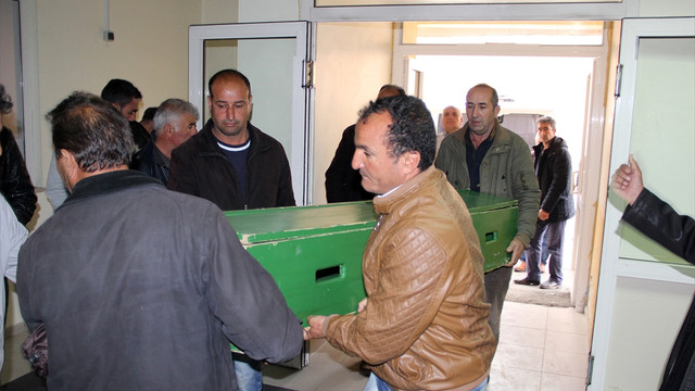 Balık avlamaya gittiği kanalda cesedi bulundu