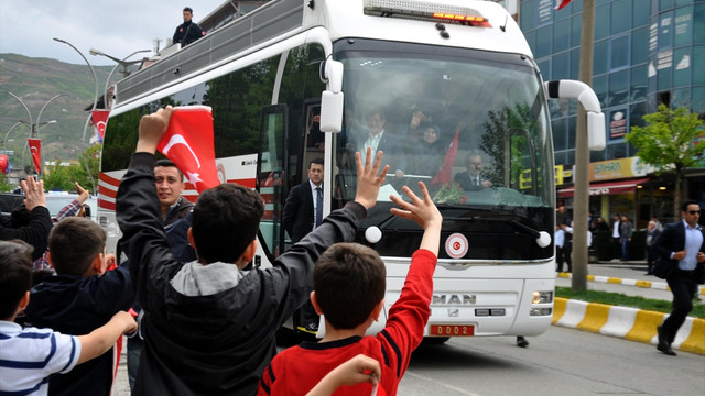 Başbakan Davutoğlu Muş'ta