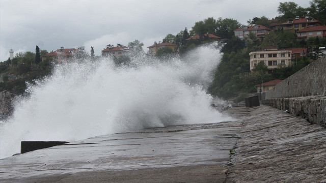 Batı Karadeniz'de kuvvetli rüzgar