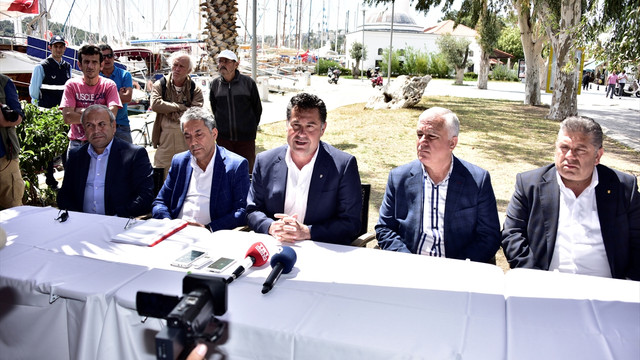 Bodrum Belediyesi kendine ait kafeyi imara aykırılıktan yıkacak