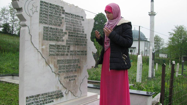 Bosna'daki savaşta katledilen 36 Boşnak anıldı