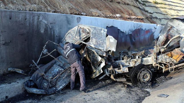 Düzcede yakıt tankeri patladı! Olayda bir kişi hayatını kaybetti