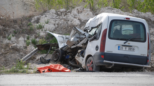Burdurda trafik kazası: 3 ölü