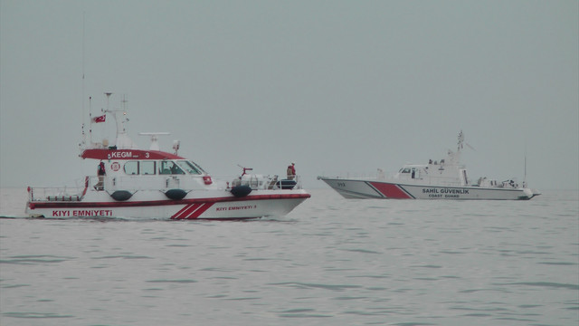 Büyükçekmece'de teknenin alabora olduğu iddiası