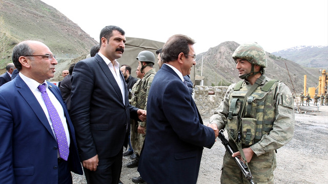 CHP heyeti Hakkari'de