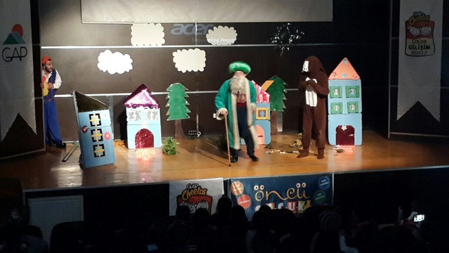 Cizreli çocukların yüzü Nasrettin Hoca'yla güldü