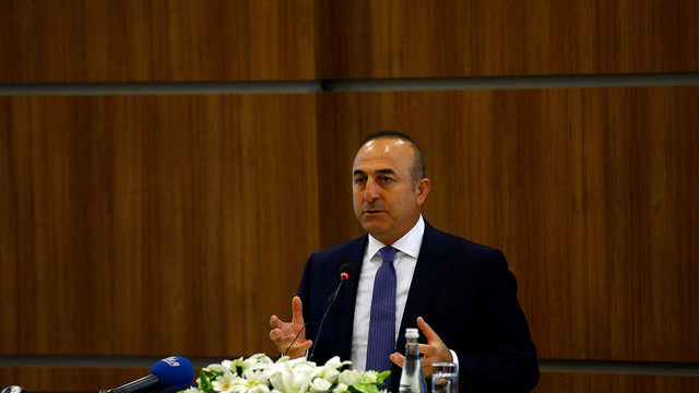 Dışişleri Bakanı Çavuşoğlu genç diplomatlara hitap etti