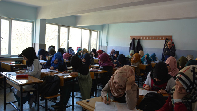 Diyarbakır'da Hazreti Peygamberin İzinde konulu bilgi yarışması