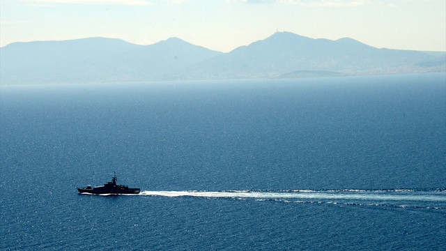 Ege Denizi'ndeki düzensiz göçle mücadele havadan görüntülendi