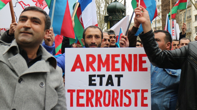 Ermenistan, Paris'te protesto edildi