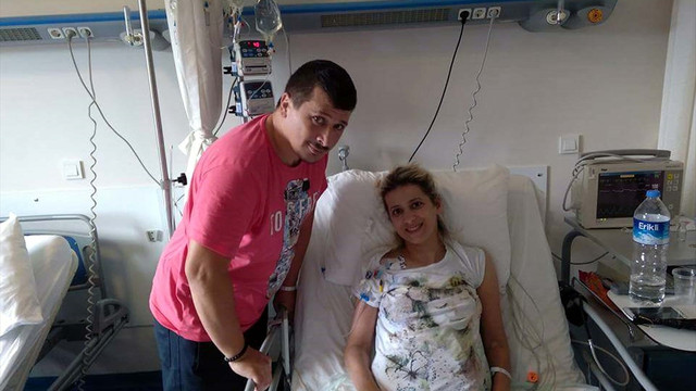 Eşinin böbreğiyle hayata tutundu