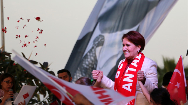 Eski MHP Milletvekili Akşener: