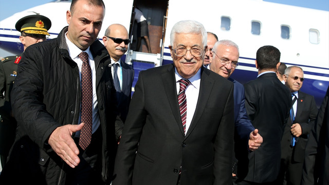 Filistin Devlet Başkanı Abbas, İstanbul'a geldi