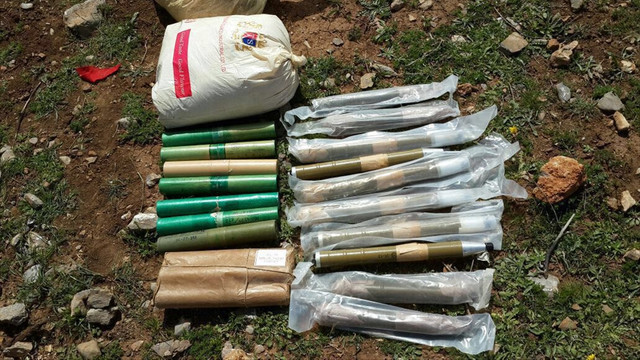 Gaziantep'te roketatar ve patlayıcı ele geçirildi